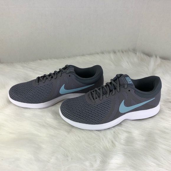 Nike Revolution 4 - Picture 5 of 7